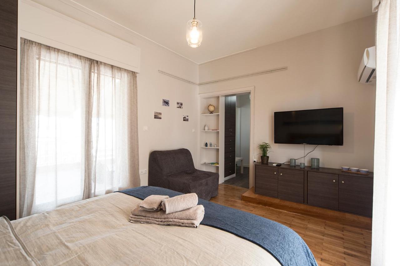 El Greco Bright, Airy Penthouse In Trendy Petralona Apartment Athens Exterior photo